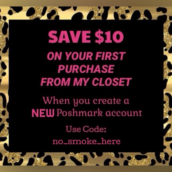 NWT Oversized Pink Heart Necklace - Picture 10 of 12